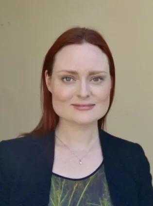 Dr Lauren Richardson