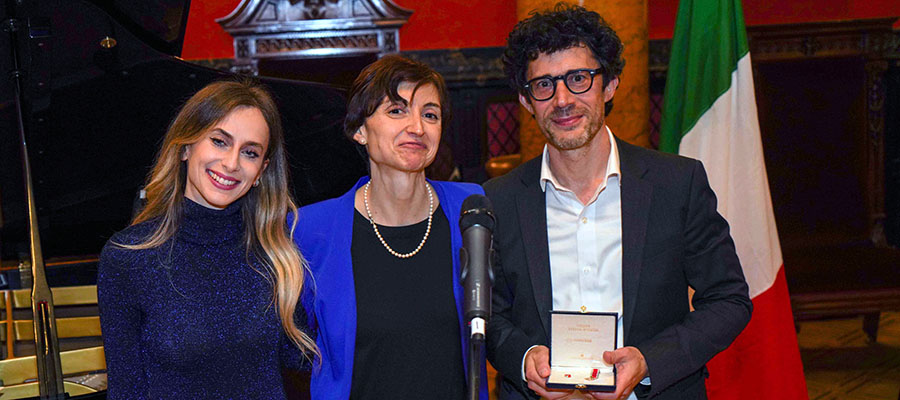 Photo of Davide Messina receiving the Cavaliere dell'Ordine della Stella d'Italia 