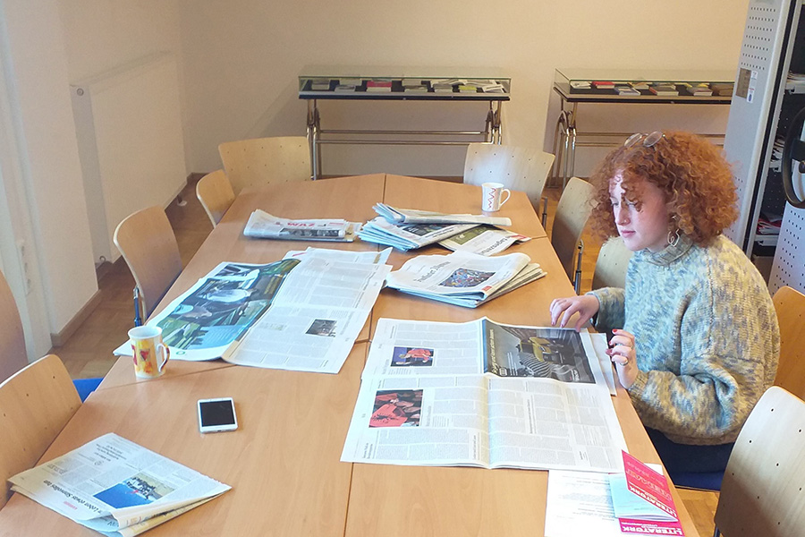 Rosie at work in the Fritz-Hüser-Institut